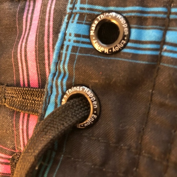 hurley shorts 18 - Picture 3 of 6